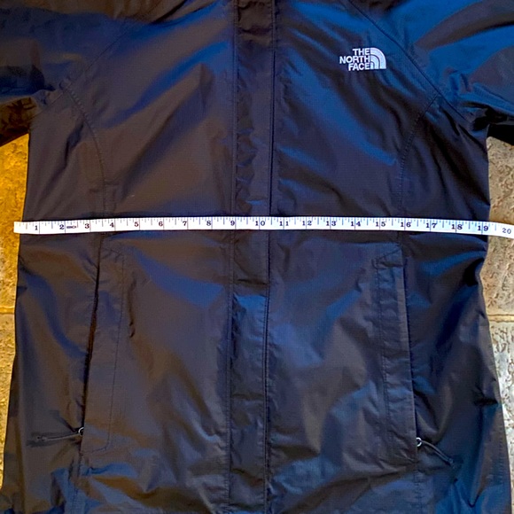 Northface Shell Rain Jacket - Picture 4 of 4